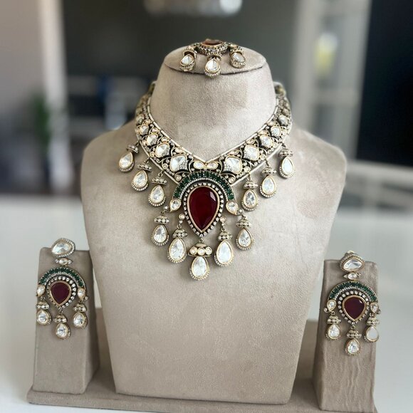 Victorian Polki Kundan Choker Necklace Set | Ruby Emerald Wedding Jewelry - Picture 4 of 15